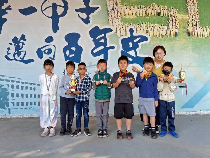 學校頒獎照片