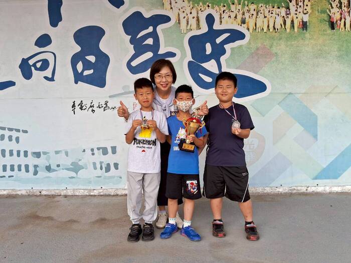 學校頒獎照片